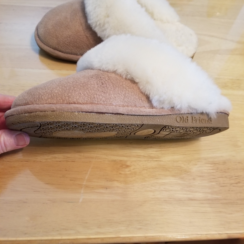 Women's Old Friends Slippers Size 5/6 - Picture 2 of 16